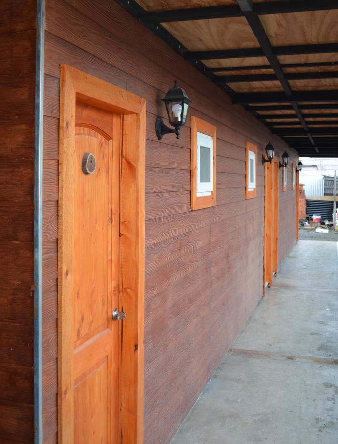 פורטו נטאלס Hostal Camino De Santiago מראה חיצוני תמונה