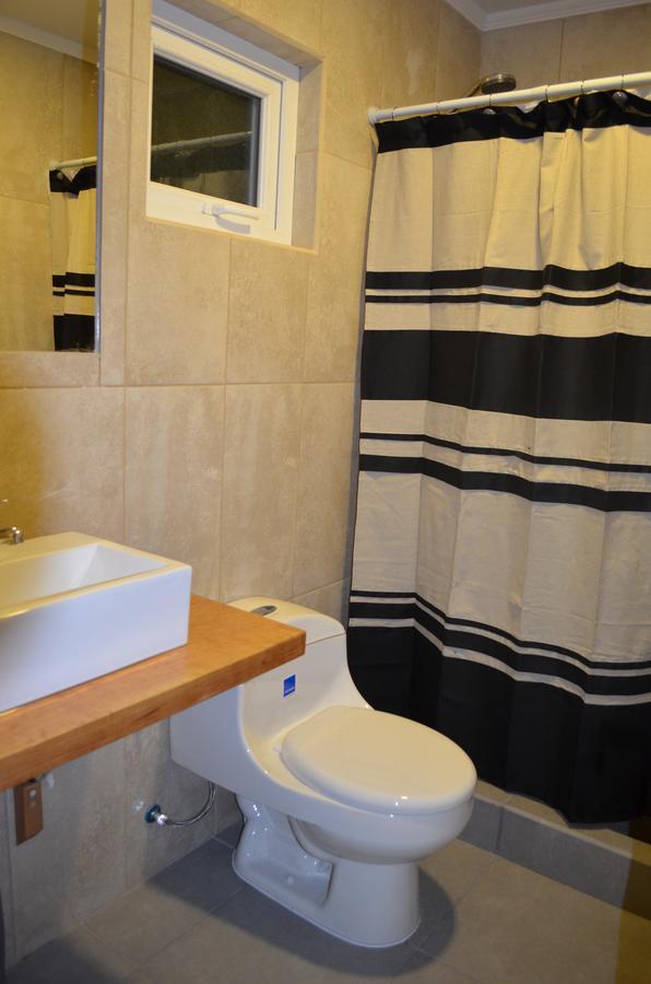 פורטו נטאלס Hostal Camino De Santiago מראה חיצוני תמונה