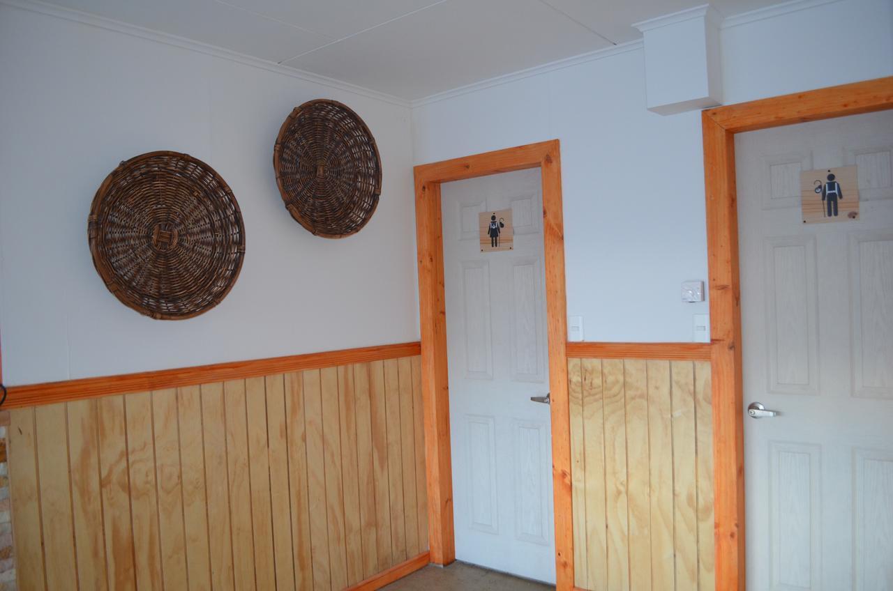 פורטו נטאלס Hostal Camino De Santiago מראה חיצוני תמונה