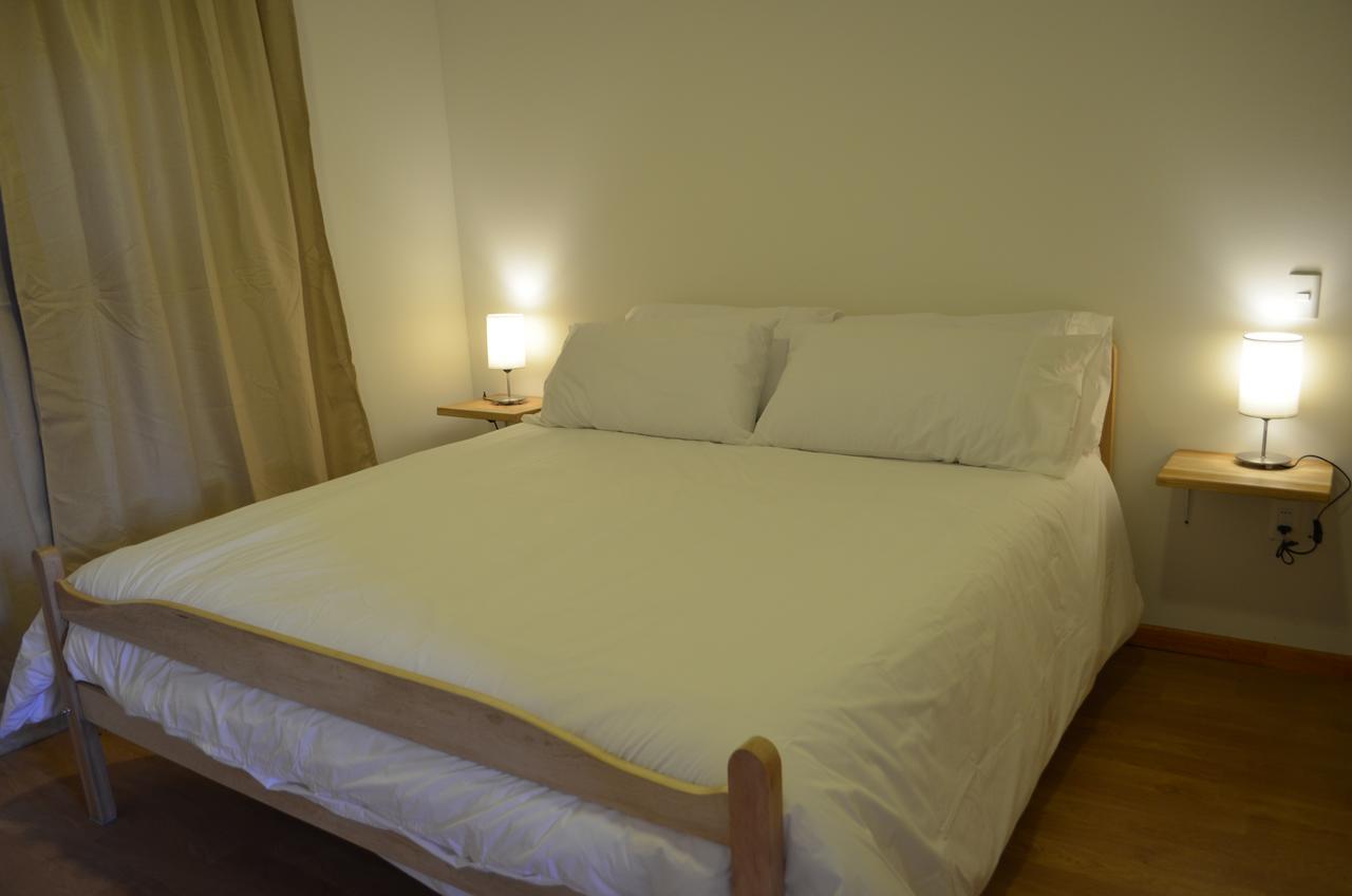 פורטו נטאלס Hostal Camino De Santiago מראה חיצוני תמונה