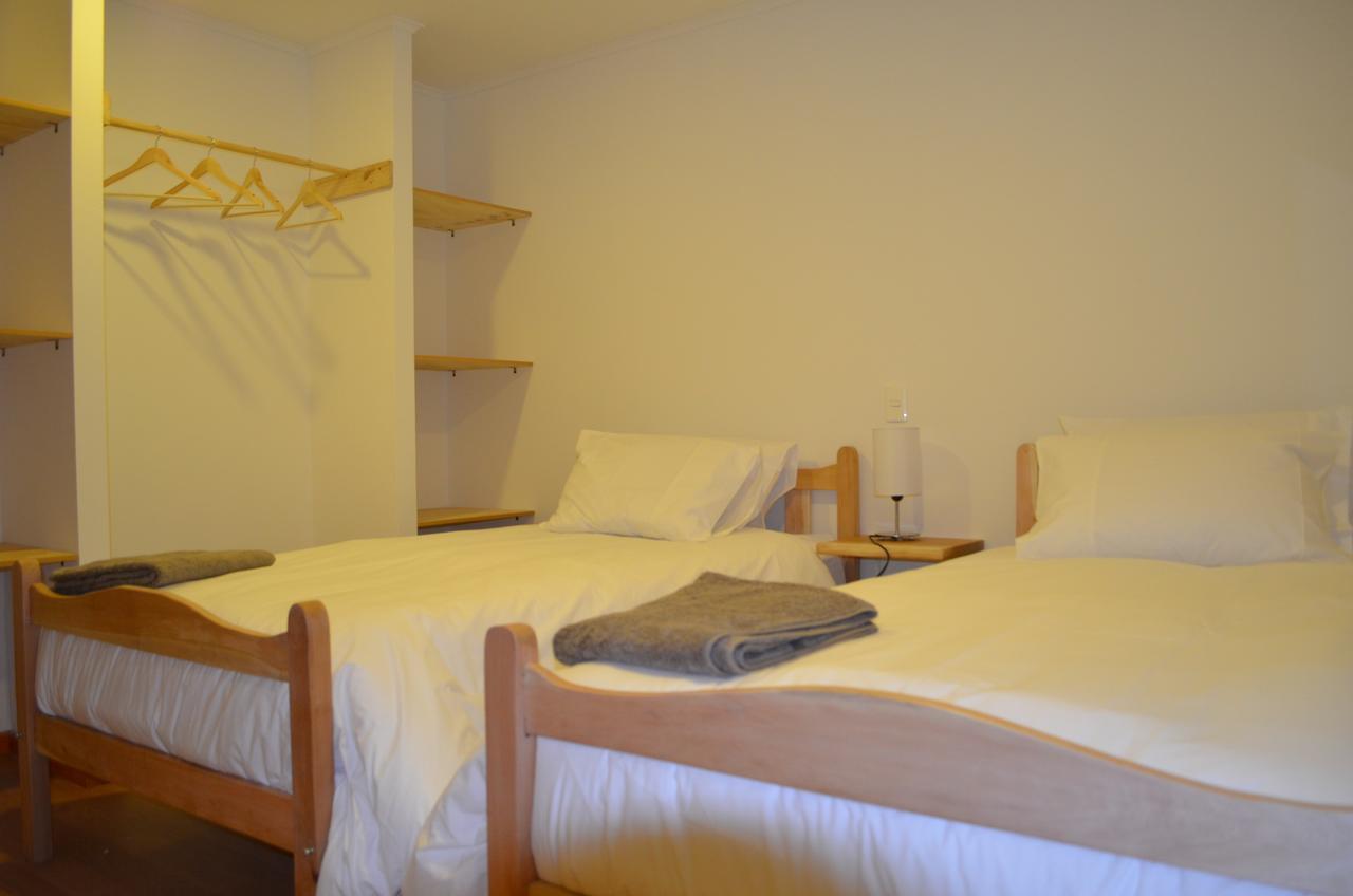פורטו נטאלס Hostal Camino De Santiago מראה חיצוני תמונה