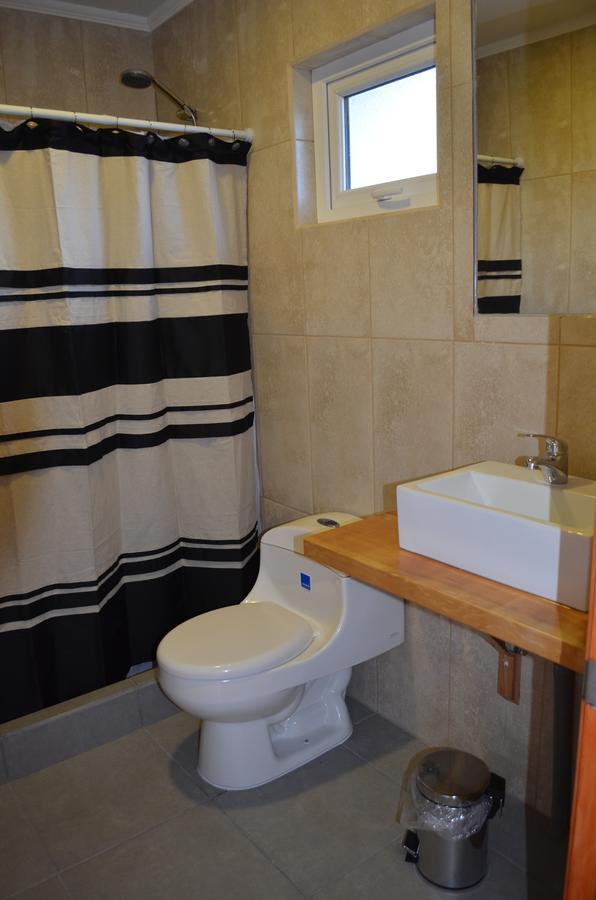פורטו נטאלס Hostal Camino De Santiago מראה חיצוני תמונה